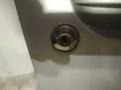 Second-hand car spare part left front door lock for mitsubishi colt cz3 berl. 5 (z30a) 1.3 (z35a. z33a. z34a) oem iam references 