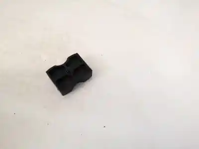 Pezzo di ricambio per auto di seconda mano plastica per opel crossland x 1.2 riferimenti oem iam   