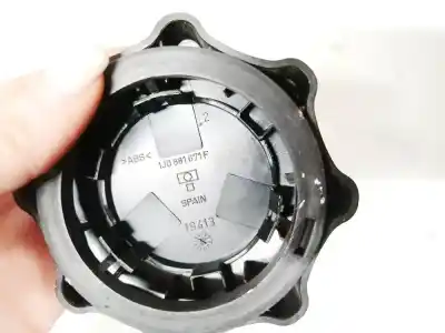 Автозапчастина б/у пластика для toyota rav 4 (a3) 2.2 turbodiesel cat посилання на oem iam 1j0881671f  19413