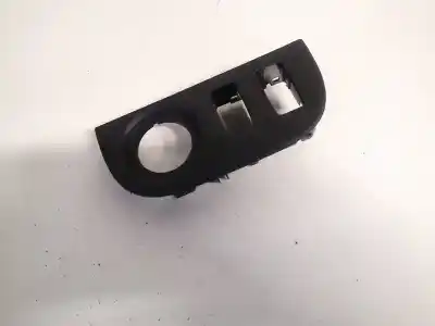 Peça sobressalente para automóvel em segunda mão plásticos por dacia sandero 0.9 tce cat referências oem iam 684937116r