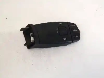 Peça sobressalente para automóvel em segunda mão comandos do volante por seat ibiza (6j5) 1.4 16v referências oem iam 