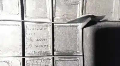 Pezzo di ricambio per auto di seconda mano plastica per opel corsa d 1.3 16v cdti riferimenti oem iam 13205164  460029931