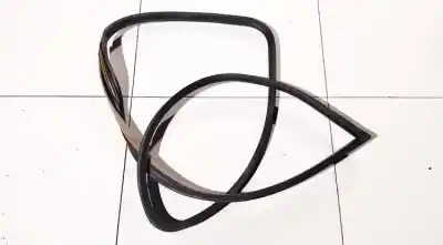 Peça sobressalente para automóvel em segunda mão junta vedante da porta por audi 100 avant (c4) 2.5 tdi referências oem iam 