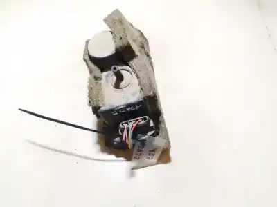 Tweedehands auto-onderdeel schakelbord sluiten voor audi 80 (811/813) 1.8 oem iam-referenties 443862257