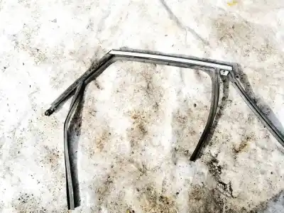 Peça sobressalente para automóvel em segunda mão plásticos por opel crossland x 1.2 referências oem iam 13499769