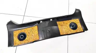 Pezzo di ricambio per auto di seconda mano plastica per audi 100 avant (c4) 2.5 tdi riferimenti oem iam   