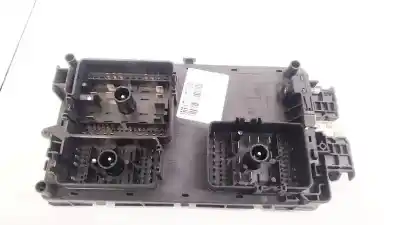 Pezzo di ricambio per auto di seconda mano scatola relè/fusibili per opel insignia a (g09) 2.0 cdti (68) riferimenti oem iam 13255300  544949969