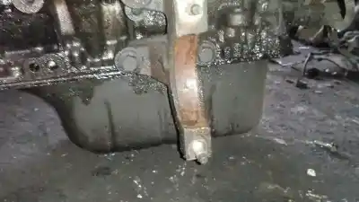 Peça sobressalente para automóvel em segunda mão suporte motor por ford focus lim. (cb8) 1.6 tdci cat referências oem iam 