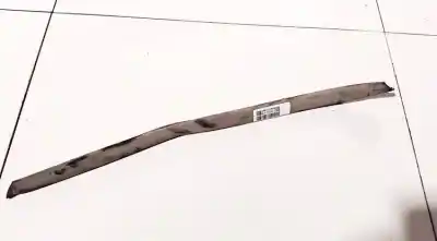 Peça sobressalente para automóvel em segunda mão plásticos por audi 100 avant (c4) 2.5 tdi referências oem iam 