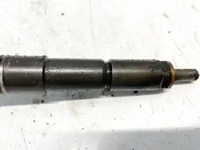 Pezzo di ricambio per auto di seconda mano iniettore per opel insignia a (g09) 2.0 cdti (68) riferimenti oem iam 0445110327  