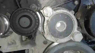 Pièce détachée automobile d'occasion tendeur de courroie auxiliaire pour toyota corolla verso (r1) 2.2 d-4d sport références oem iam 166200r010
