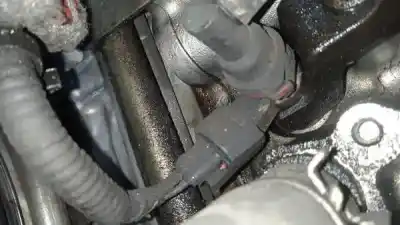 Pièce détachée automobile d'occasion INJECTEUR pour TOYOTA COROLLA VERSO (R1)  Références OEM IAM 2371026010  23710-26010