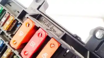 Second-hand car spare part fuse box unit for bmw 7-series, e65 / e66 / e67 /e68 2001.11 - 2008.06 730 d 160kw 2002.10 - 2008.06 oem iam references 69005820  
