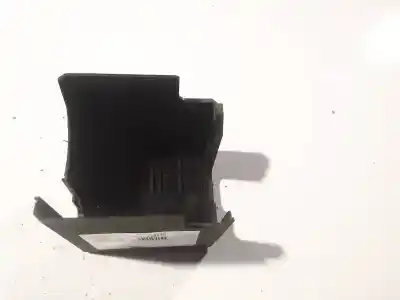 Second-hand car spare part fuse box unit for audi 100 avant (c4) 2.5 tdi oem iam references   