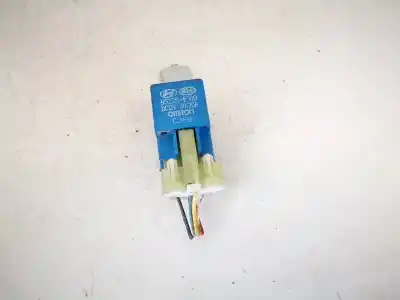 Peça sobressalente para automóvel em segunda mão relé para automóvel por kia ceed (ed) 1.6 crdi 115 referências oem iam 952251f100