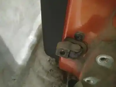 Second-hand car spare part hinge for skoda fabia (5j2 ) 1.4 16v oem iam references   