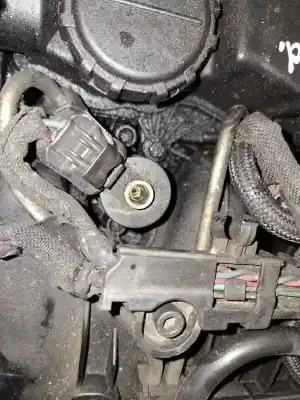 Peça sobressalente para automóvel em segunda mão injetor por citroen berlingo 1.6 hdi 75 sx familiar referências oem iam 0445110311