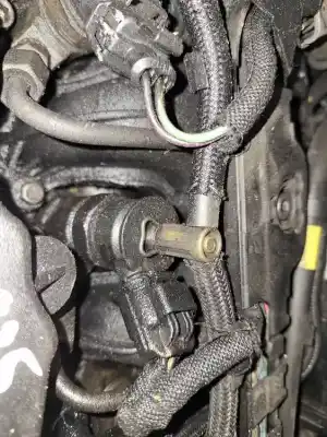 Peça sobressalente para automóvel em segunda mão injetor por citroen berlingo 1.6 hdi 75 sx familiar referências oem iam 0445110311