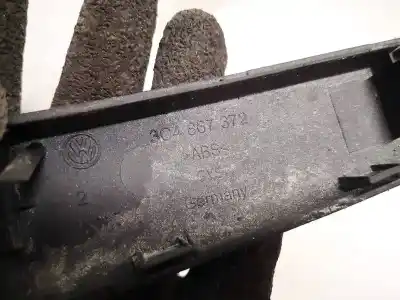 Second-hand car spare part plastics for volkswagen passat variant (3c5) 1.9 tdi oem iam references 3c4867372  