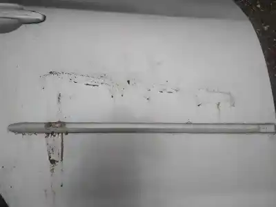 Peça sobressalente para automóvel em segunda mão plásticos por mazda 3 (bk) 1.6 di turbo referências oem iam 