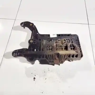 Pezzo di ricambio per auto di seconda mano Medio per SEAT ALTEA (5P1) 1.9 TDI Riferimenti OEM IAM 1K0915333C  