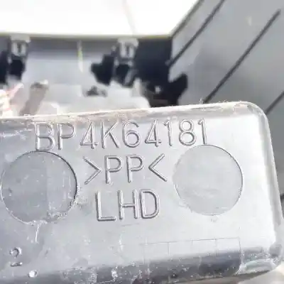 Pezzo di ricambio per auto di seconda mano plastica per mazda 3 (bk) 1.6 (bk14) riferimenti oem iam bp4k64181  