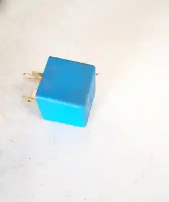 Pezzo di ricambio per auto di seconda mano relè per kia ceed (ed) 1.6 crdi 115 riferimenti oem iam 952303a400  95230-3a400