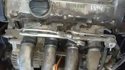 Автозапчастина б/у рампа инжектора для audi a4 avant (b5) 1.8 посилання на oem iam 0280150444