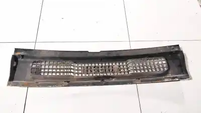 Автозапчастина б/у передня решіта для iveco daily combi 1989 -> 2.8 d посилання на oem iam a504225178  