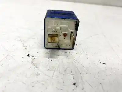 Second-hand car spare part relay for audi a4 b6 (8e2) 2.5 tdi quattro oem iam references 8a0951253  699587