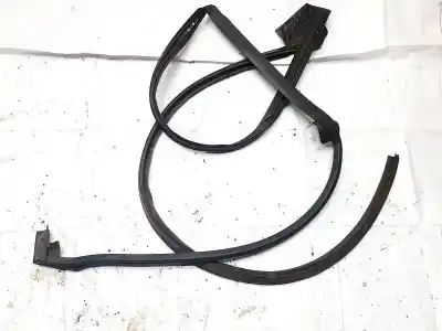 Second-hand car spare part rubber door seal for jaguar xj 3.0 v6 diesel cat oem iam references aw93205a21a