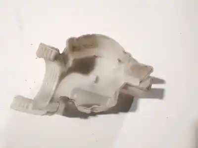 Pezzo di ricambio per auto di seconda mano plastiche per mazda mpv, iii 1999.08 - 2006.02 2.0 90kw 1999.09 - 2000.08 riferimenti oem iam   