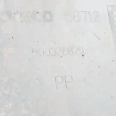 Автозапчасти б/у пластик за iveco daily combi 1989 -> 2.8 d ссылки oem iam 500326820   Автозапчасти б/у пластик за iveco daily combi 1989 -> 2.8 d ссылки oem iam 500326820