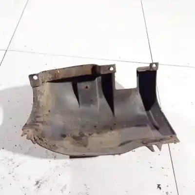 Автозапчастина б/у нисок лівого заднього бампера для iveco daily combi 1989 -> 2.8 d посилання на oem iam 500326835  
