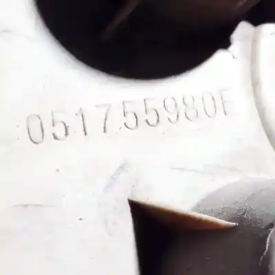 Автозапчасти б/у колпачки ​​ступицы за fiat doblo (119) 1.9 jtd elx / dynamic ссылки oem iam 051755980e  