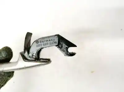 Автозапчастина б/у ліва передня зовнішня ручка для skoda octavia combi (1z5) 1.9 tdi dpf посилання на oem iam 3b0837207  