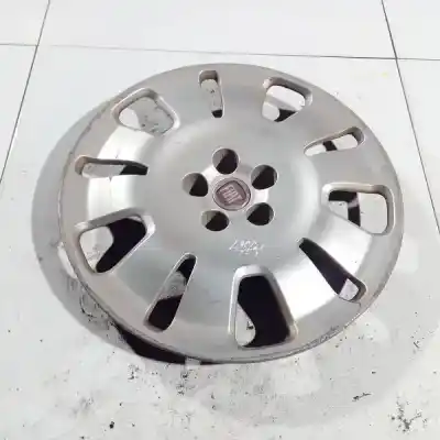 Second-hand car spare part hub caps for fiat doblo ii (152) 1.3 16v jtd cat oem iam references 51894538