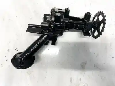 Pièce détachée automobile d'occasion pompe à huile pour hyundai i30 1.6 crdi cat références oem iam 7700600252