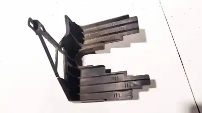 Pezzo di ricambio per auto di seconda mano plastica per mazda 3 (bk) 1.6 (bk14) riferimenti oem iam   