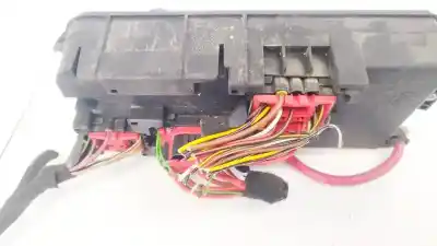 Second-hand car spare part fuse box unit for opel vectra c caravan 1.9 16v cdti cat (z 19 dth / lrd) oem iam references 13190370  519113005