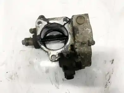 Pezzo di ricambio per auto di seconda mano scatola della farfalla per toyota avensis wagon (t25) 2.0 d-4d executive riferimenti oem iam 8967221020