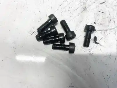 Pezzo di ricambio per auto di seconda mano pezzi vari per volvo v50 (545) 2.0 d riferimenti oem iam 