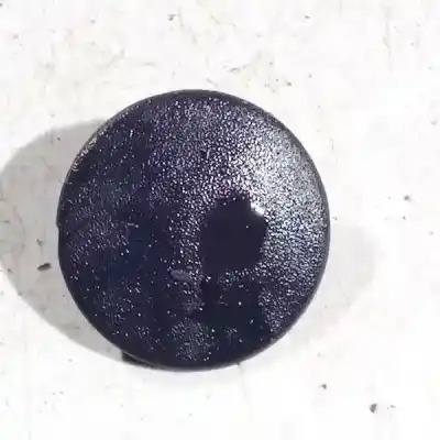 Peça sobressalente para automóvel em segunda mão plásticos por opel meriva b 1.7 16v cdti referências oem iam 13124113