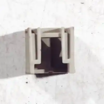 Pezzo di ricambio per auto di seconda mano plastica per nissan note (e11e) 1.5 dci turbodiesel cat riferimenti oem iam   