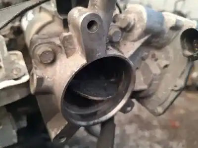 Автозапчасти б/у бабочка коробка за opel insignia a (g09) 2.0 cdti (68) ссылки oem iam 55564164  
