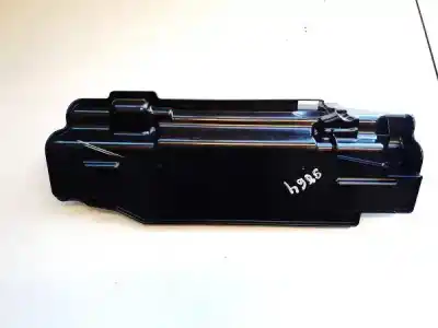 Second-hand car spare part plastics for tesla model y, 2020 --> 75dkwh rwd 255kw 347ag 2020 --> oem iam references 170612700b