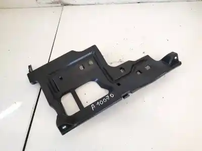 Автозапчасти б/у пластик за toyota verso 2.0 d-4d ссылки oem iam 556060f030