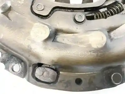 Автозапчасти б/у комплект сцепления за audi a3 (8p) 2.0 16v fsi ссылки oem iam 03g141025e  