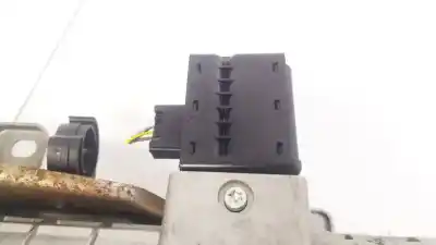 Peça sobressalente para automóvel em segunda mão coluna de direcção por renault laguna iii 2.0 dci diesel cat referências oem iam 8200604932