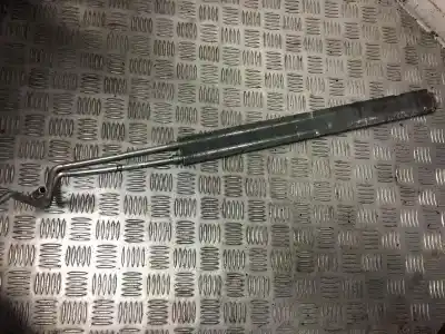 Peça sobressalente para automóvel em segunda mão radiador de óleo por opel insignia a (g09) 2.0 cdti (68) referências oem iam 13286331